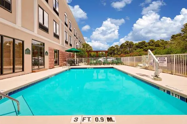 Wingate by Wyndham Destin