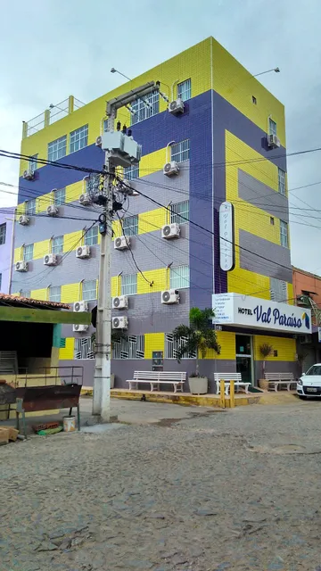 Hotel Val Paraíso