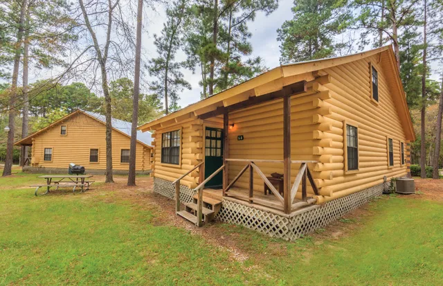 Holiday Inn Club Vacations Lake O' the Woods Resort at Lake Palestine