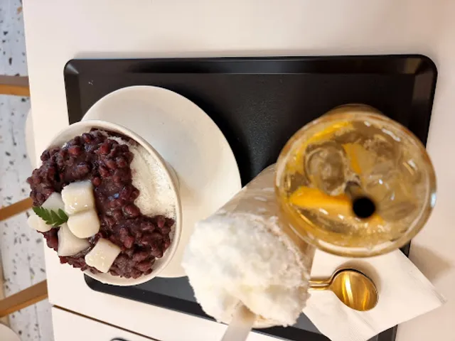 the snow Bingsu cafe