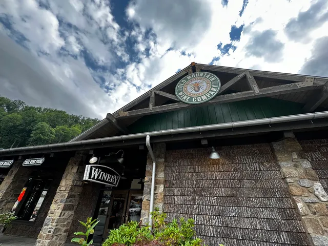 Old Mountain Wine Company