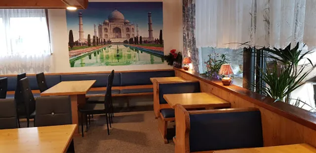 Royal India Restaurant