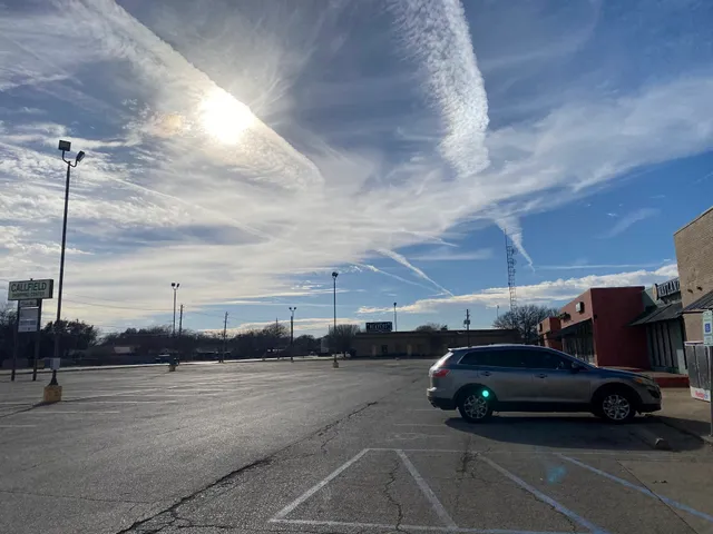 Call Field Road Shopping Center