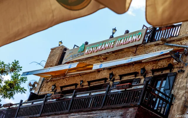 Carob Restaurant & Bar