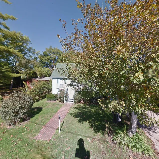 Uye Olde Robins Nest