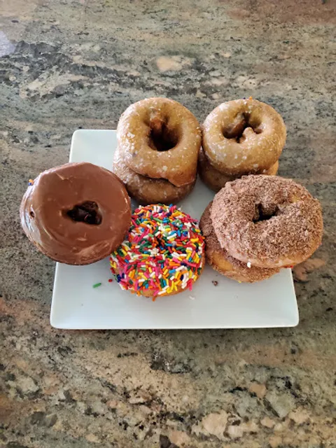 Royal Donut