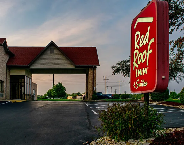 Red Roof Inn & Suites Middletown - Franklin