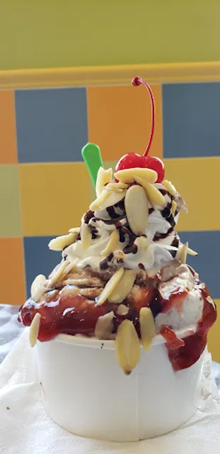 Helados Sultana - Paseo de la Amistad