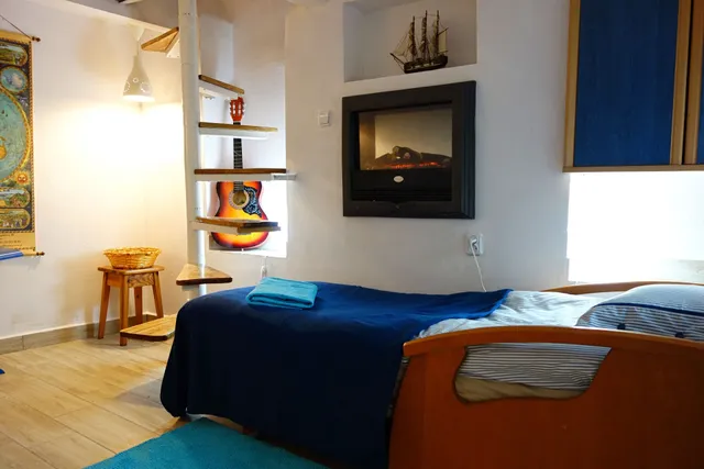 Szalupa Hostel Airport