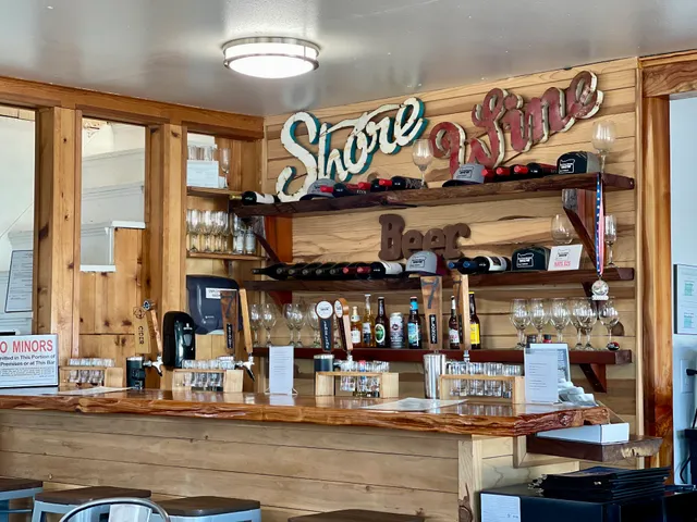 Shoreline Inn Bistro