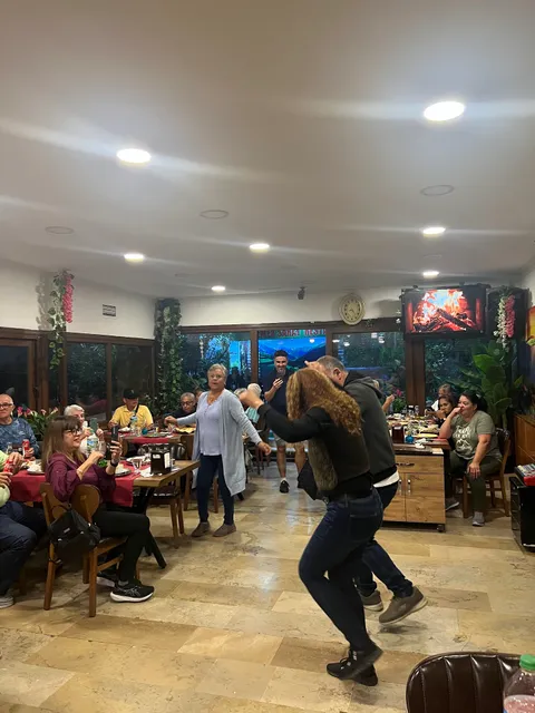 Emek Saray Restaurant