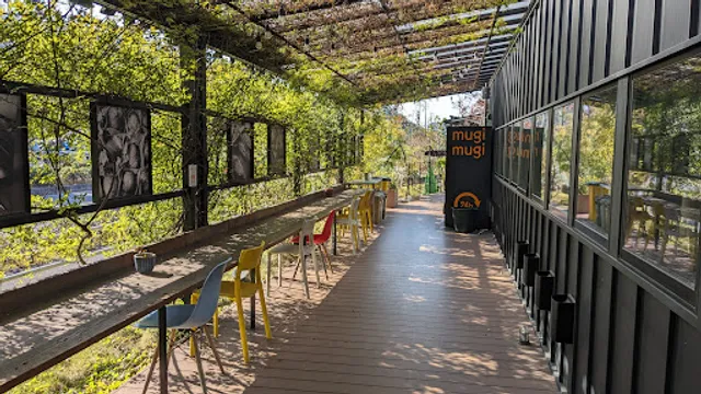 ANT BAKERY by mugimugi