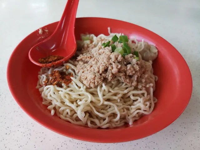 Oil Town Sarawak Kolomee