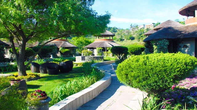 The Lake Village, Naukuchiatal