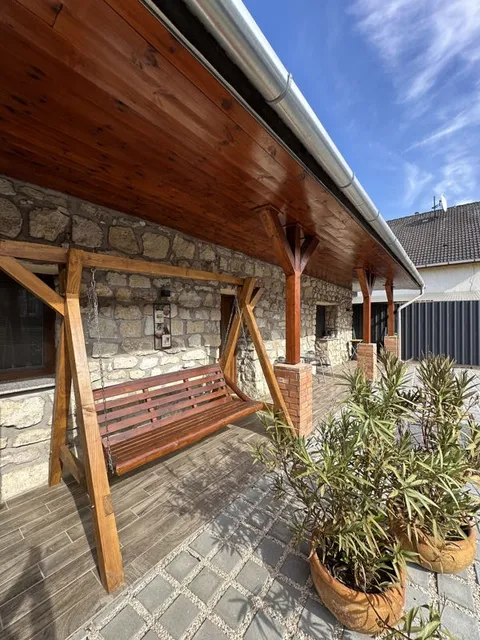 Demizson Vendégház