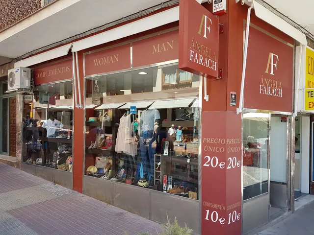 Angela Farach - Moda i Complements