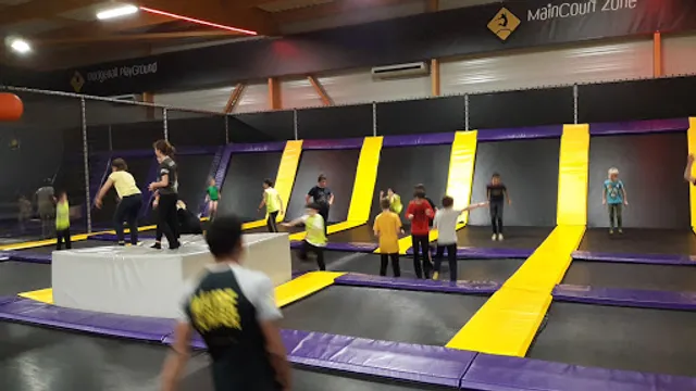 Trampoline Park Paris Elancourt