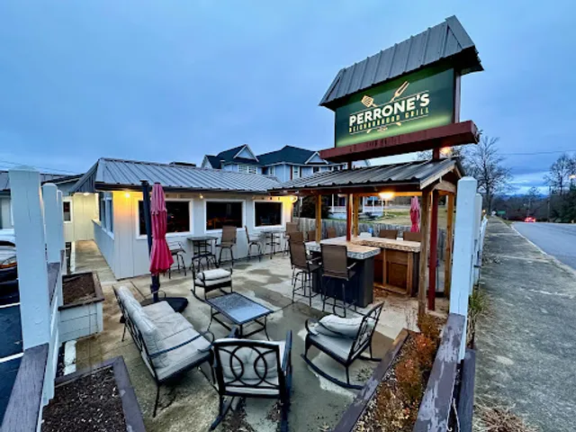 Yogi's Neighborhood Grill