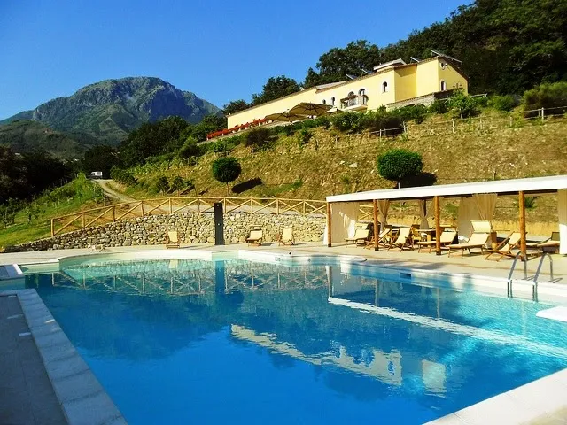 Farm L 'Arca Anna Brambilla