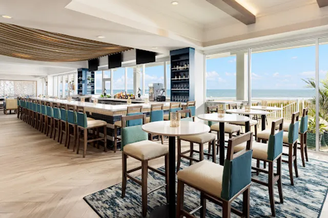 Solstice Oceanfront Bar & Grill