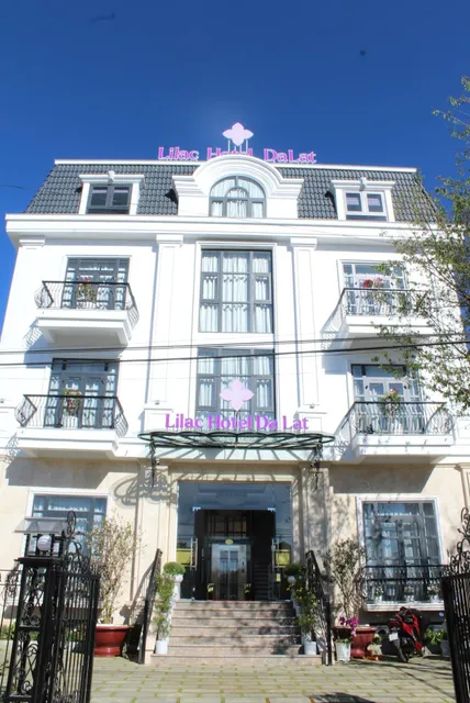 Lilac Hotel