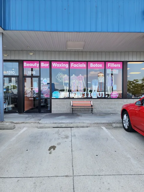 Midwest Malibu Boutique, formerly: Tessellate Society Apparel Co.