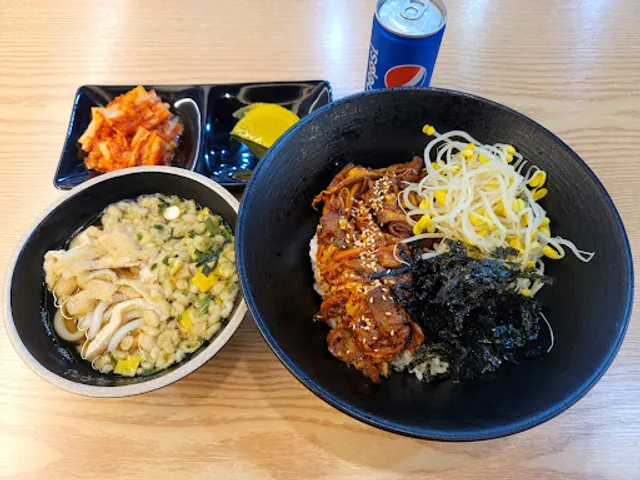 우리동네국수집 광교도청점