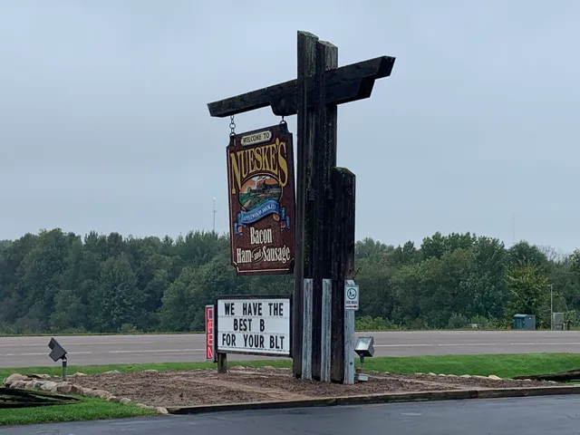Nueske's Applewood Smoked Meats - Company Store