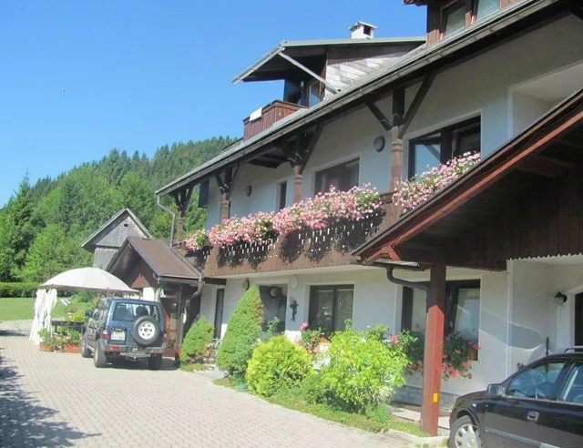 Apartmaji Rabič, Janez Rabič - Sobodajalec