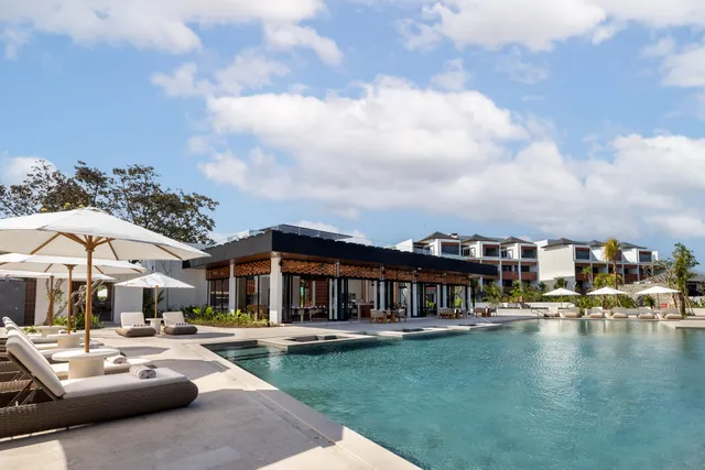 Sumitra Luxury Villas & Resort by Pramana