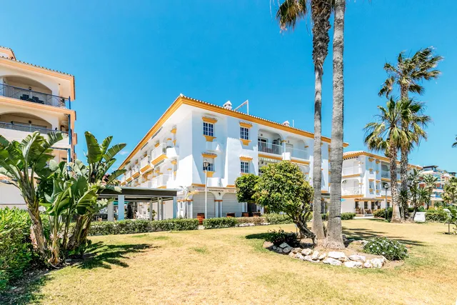 SeaFlower Torrox Beachfront Apartment