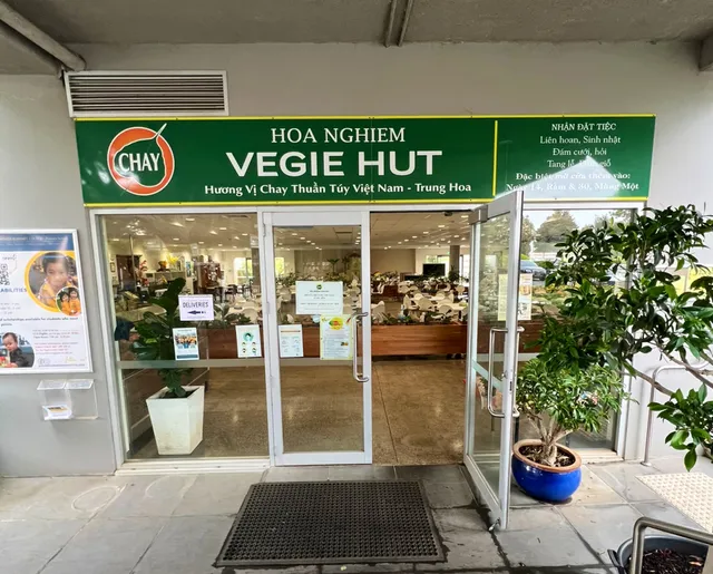 Hoa Nghiem Vegie Hut