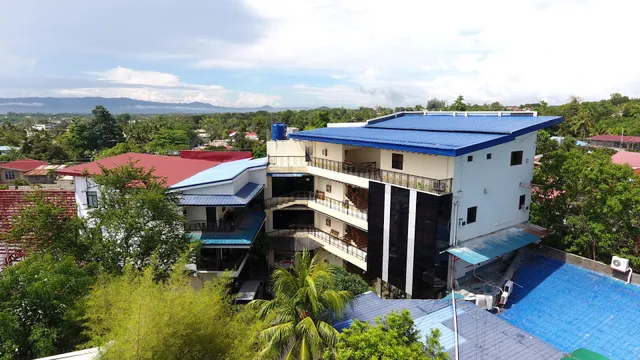 REYNA'S the Haven and Gardens