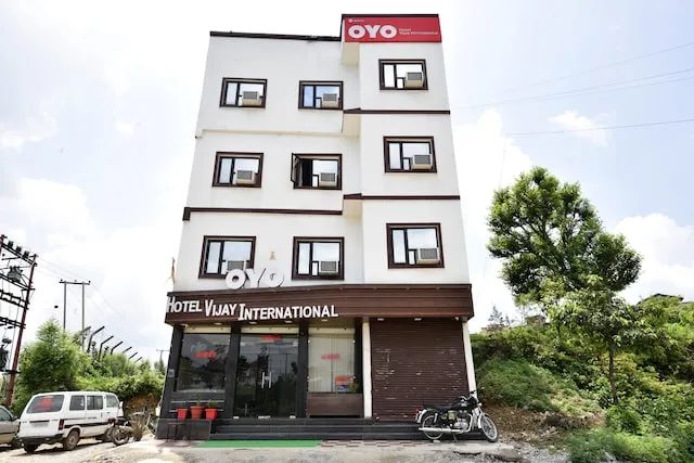 OYO 10155 Vijay International