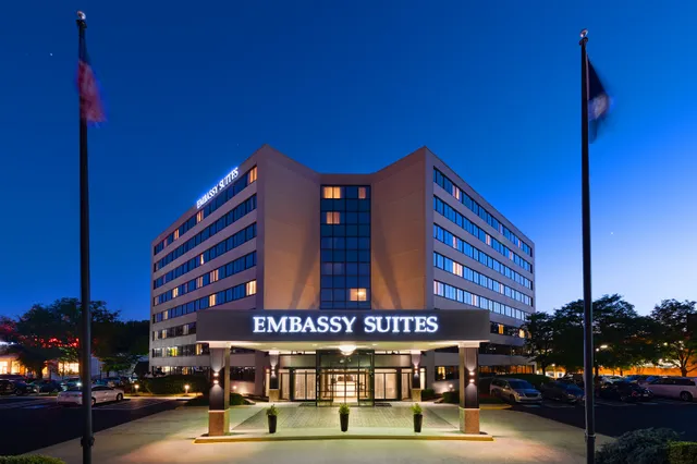 Embassy Suites by Hilton Tysons Corner