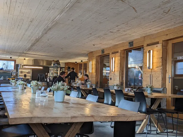 Stall 247 - Taverna & Vinothek im ehemaligen Kuhstall