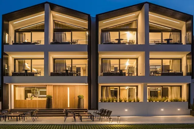 Canale Hotel & Suites