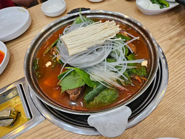 맛나감자탕통영죽림점