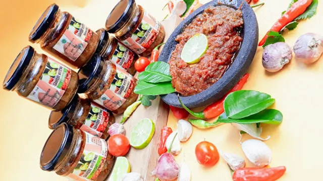 Sambal Nyi Gnat ꧋ꦱꦩ꧀ꦧꦭ꧀ꦚꦶꦒ꧀ꦤꦠ꧀