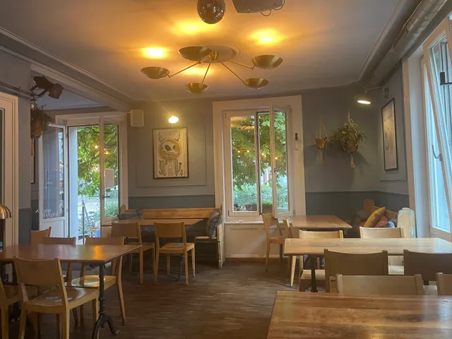 The Tipsy Bear Pub & Garden