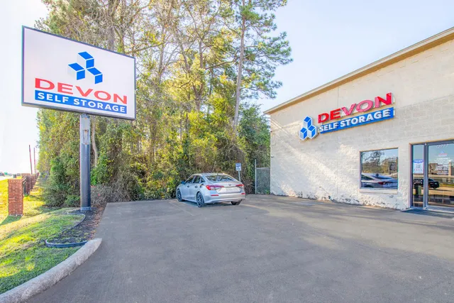 Devon Self Storage Pinehurst, Texas