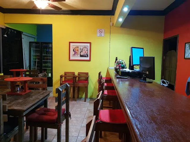 Gioco's Eat And Play