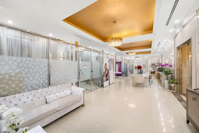 Deluxe Cosmetic Center