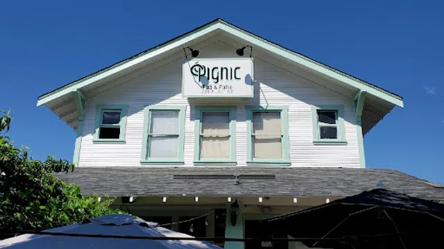 Pignic Pub & Patio
