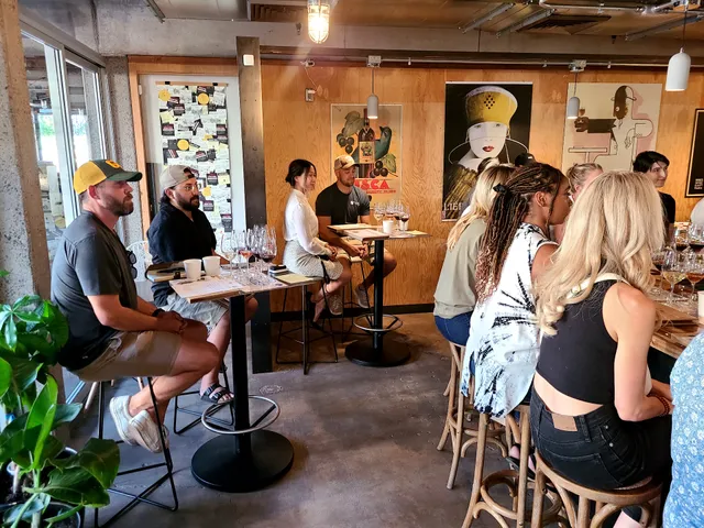 Hidden Track Bottle Shop & Wine Bar (Uptown)