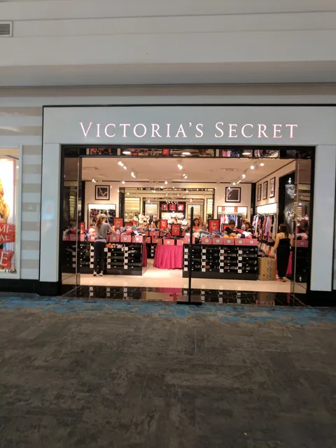 Victoria's Secret & PINK