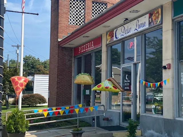 Dolce Luna Italian Restaurant & Pizzeria