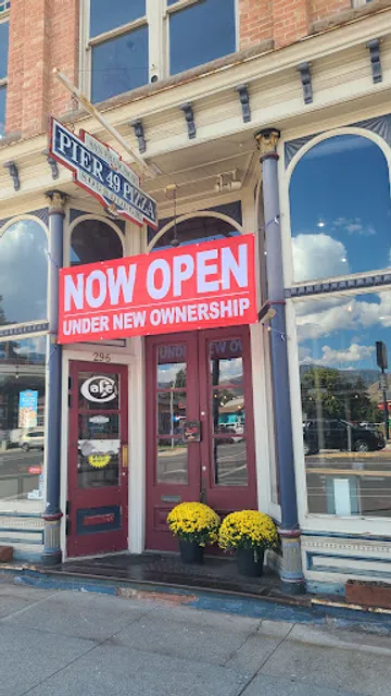 Pier 49 Pizza Springville