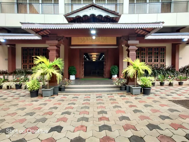 PARIJATHA INN - Lodge and Marriage Hall