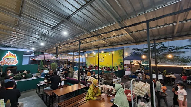 Warung Pedas Rowobujel